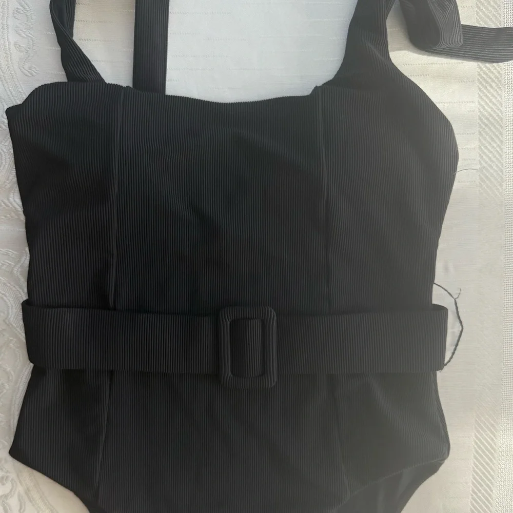 Beach Riot size L Sydney Black Belted Swimsuit with Bow Straps - Picture 4 of 8